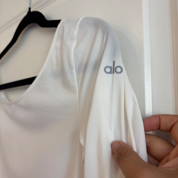 Alo Asymmetric Sheer Glow Long Sleeve Ivory - Picture 6 of 12